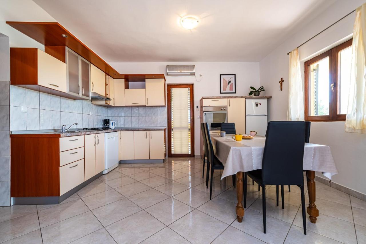 Apartment Marija Novigrad  Extérieur photo