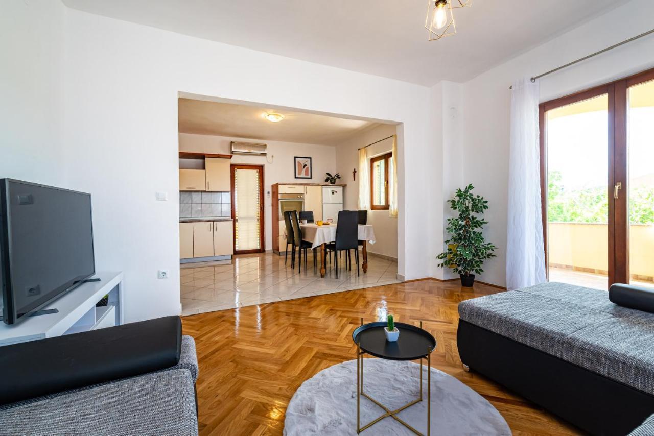 Apartment Marija Novigrad  Extérieur photo