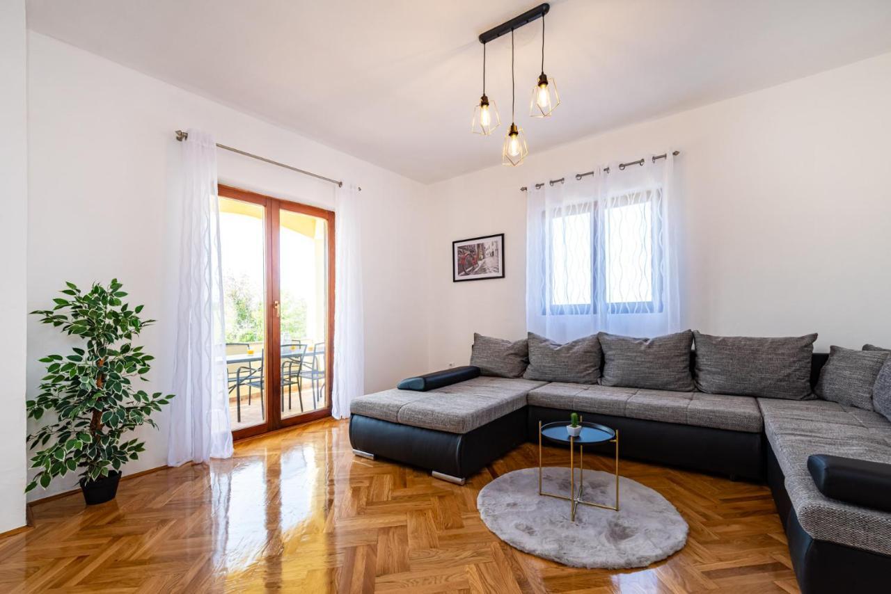 Apartment Marija Novigrad  Extérieur photo